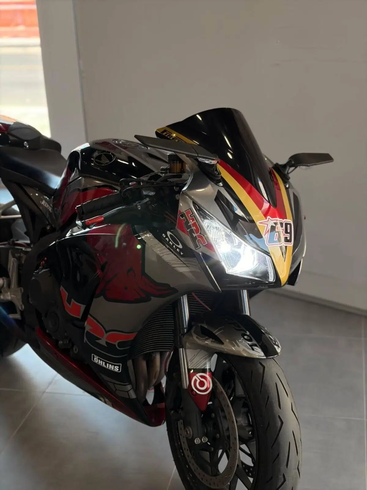 Honda CBR 1000 RR Fireblade (2012 - 16) (2)