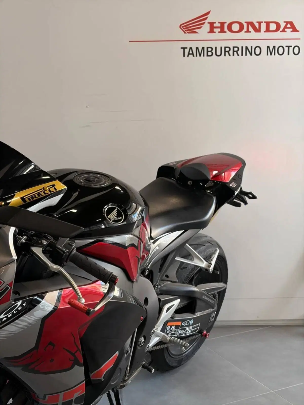 Honda CBR 1000 RR Fireblade (2012 - 16) (8)