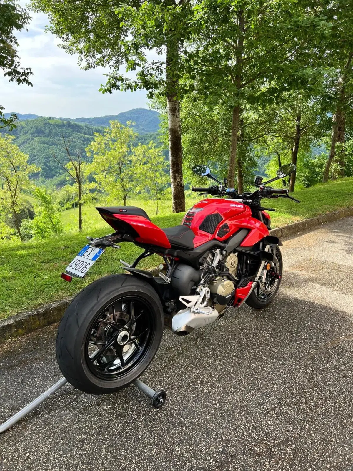 Ducati Streetfighter V4 1100 (2021 - 22) (3)