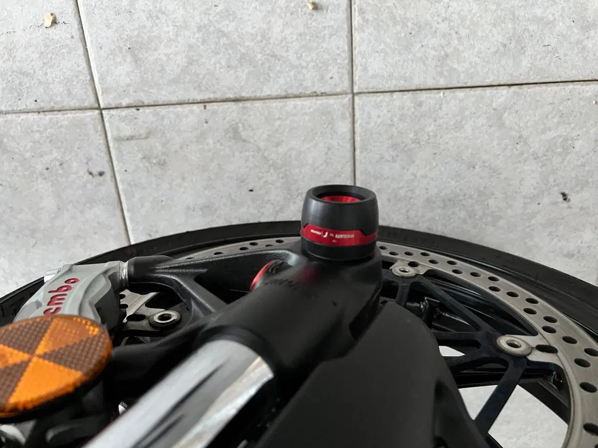 Ducati Streetfighter V4 1100 (2021 - 22) (8)