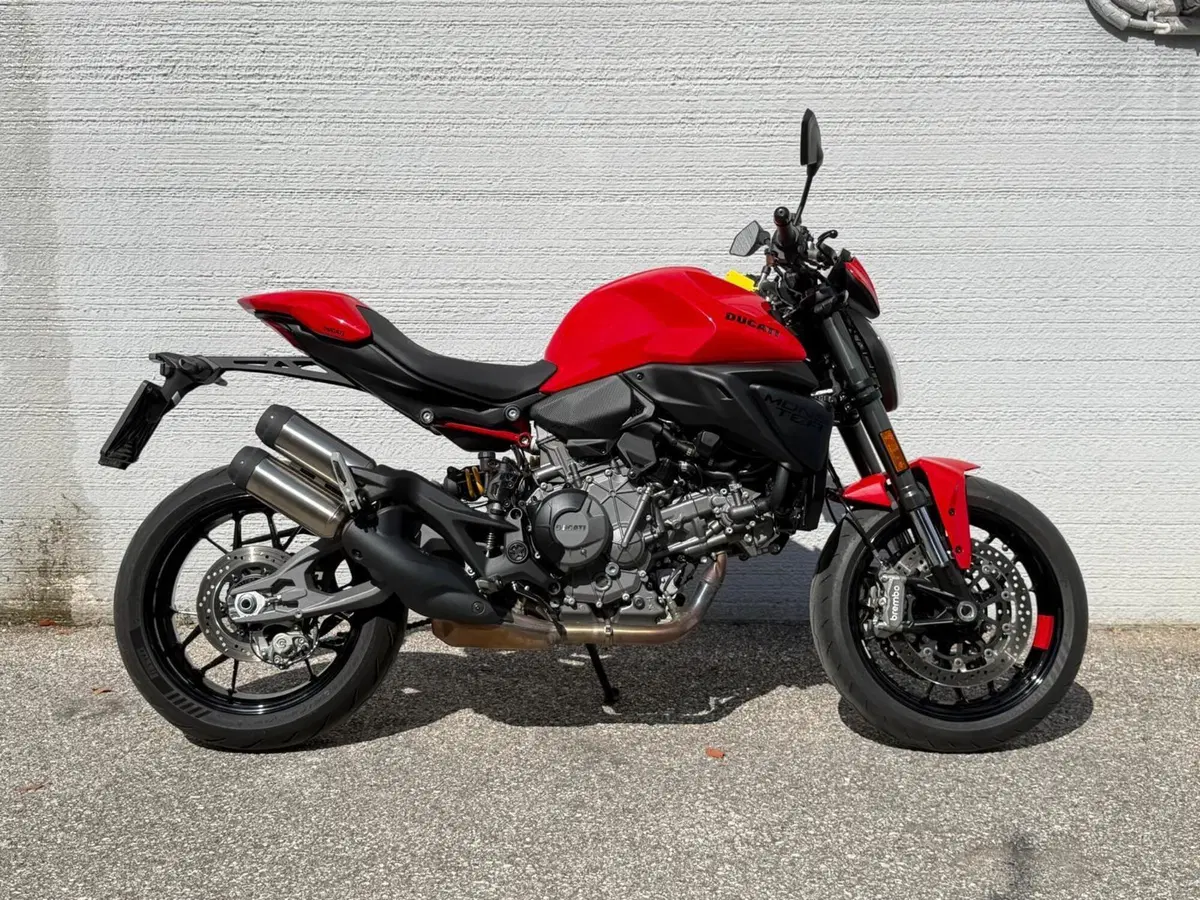 Ducati Monster 890 + (2026) (3)