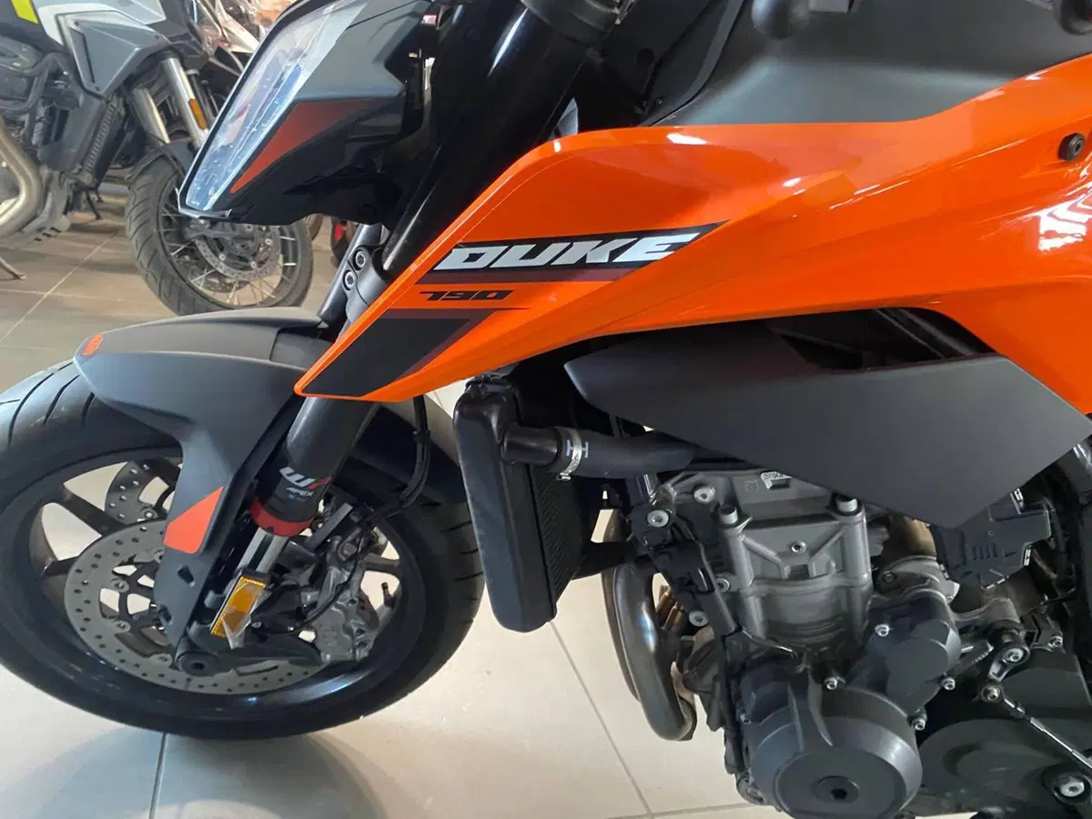 KTM 790 Duke L (2025 - 26) (7)