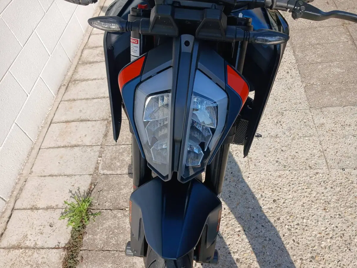 KTM 890 Duke R (2021 - 23) (3)