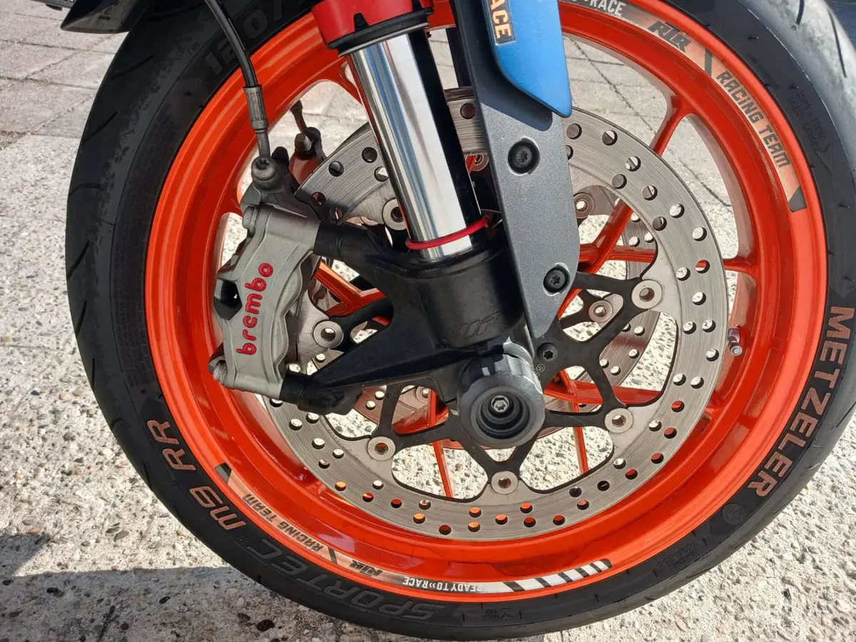 KTM 890 Duke R (2021 - 23) (9)