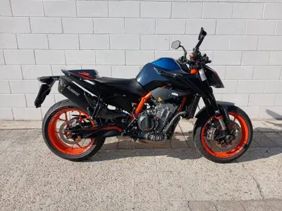 KTM 890 Duke R (2021 - 23) usata
