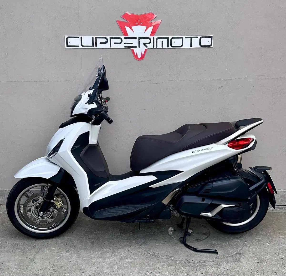 Piaggio Beverly 400 ABS-ASR (2021 - 24) (2)