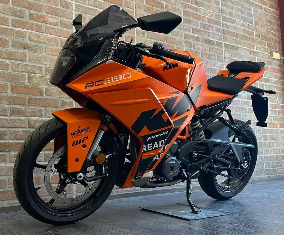 KTM RC 390 (2022 - 26) (8)