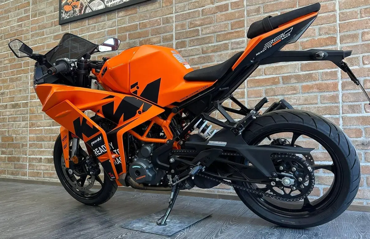 KTM RC 390 (2022 - 26) (5)