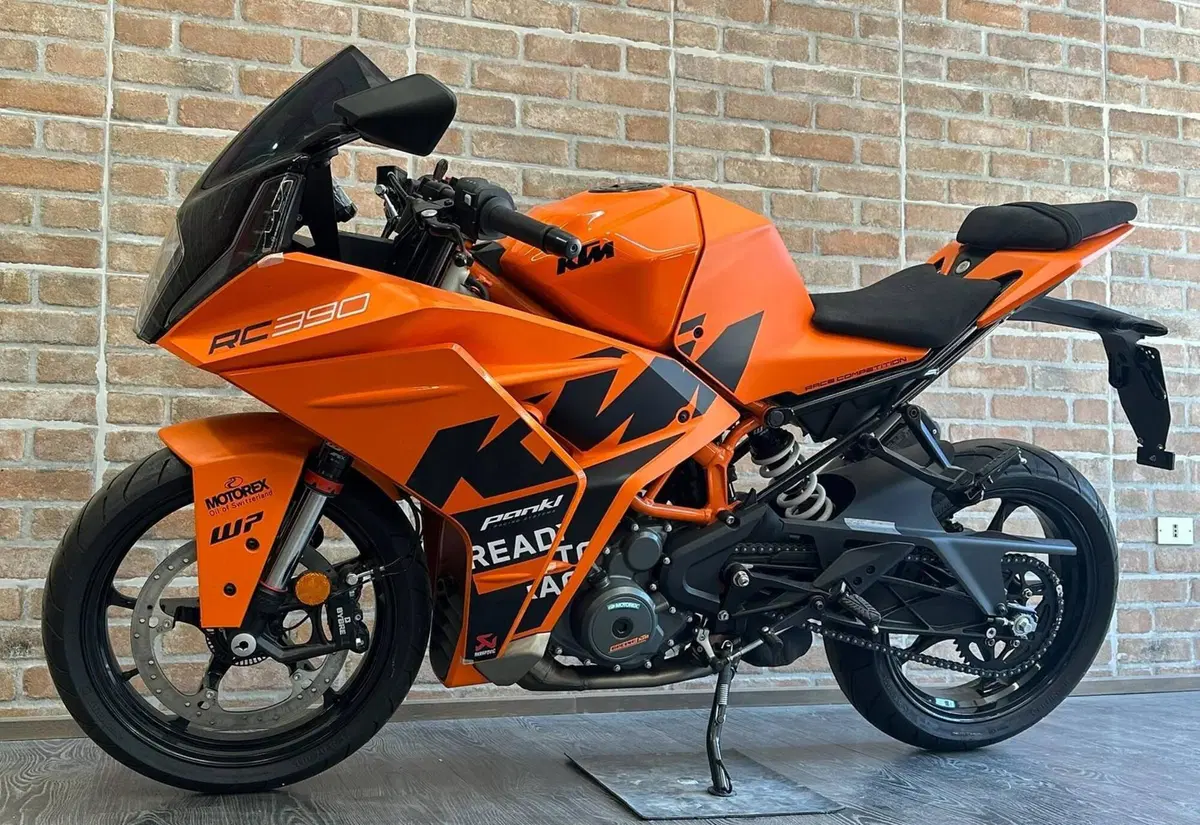 KTM RC 390 (2022 - 26) (2)