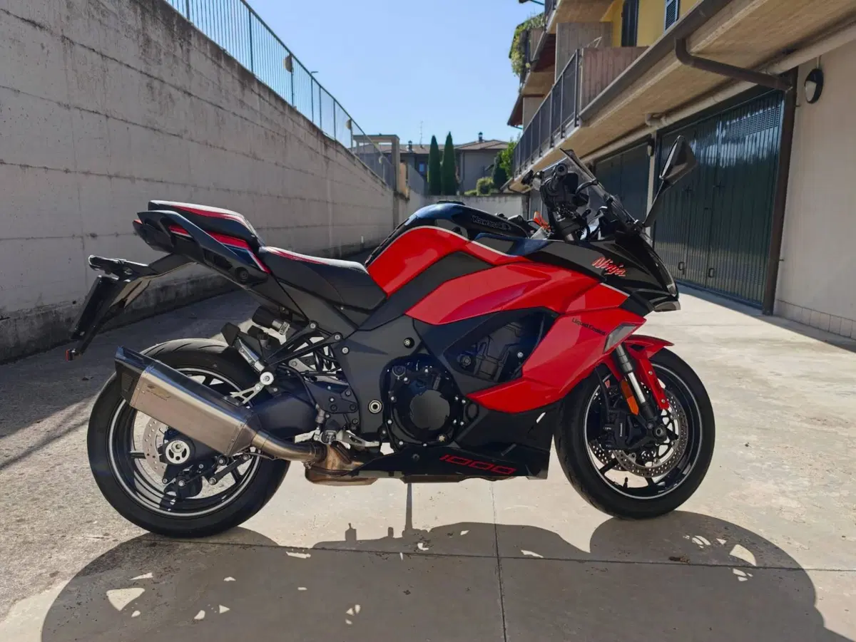 Kawasaki Ninja 1000 SX 40th Anniversary Edition (2024) (3)