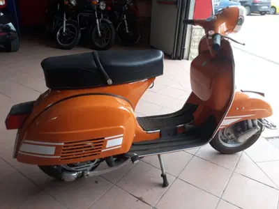 Piaggio VESPA RALLY 200 d'epoca