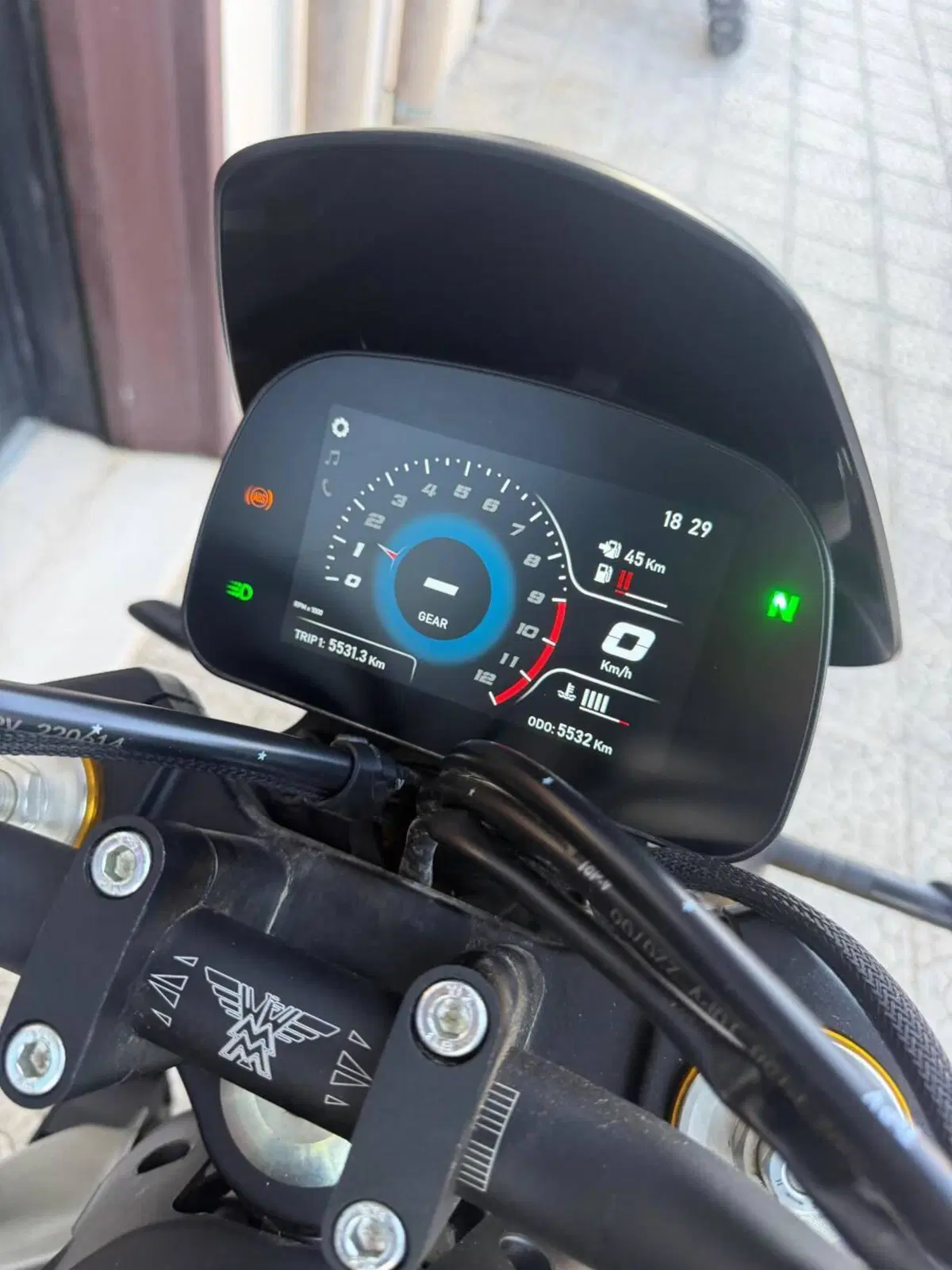 Moto Morini SEIEMMEZZO STR (2022 - 26) (4)
