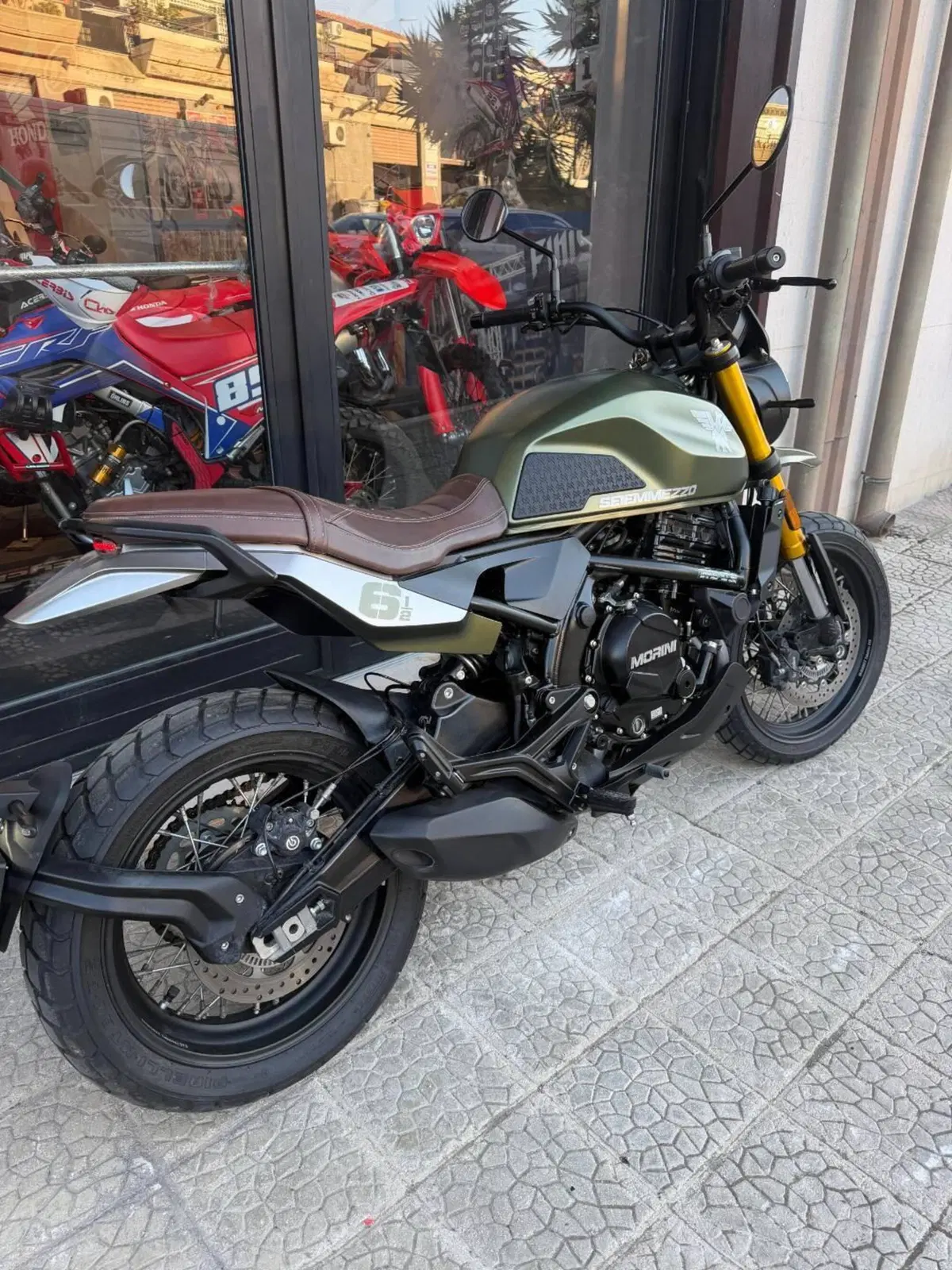 Moto Morini SEIEMMEZZO STR (2022 - 26) (5)