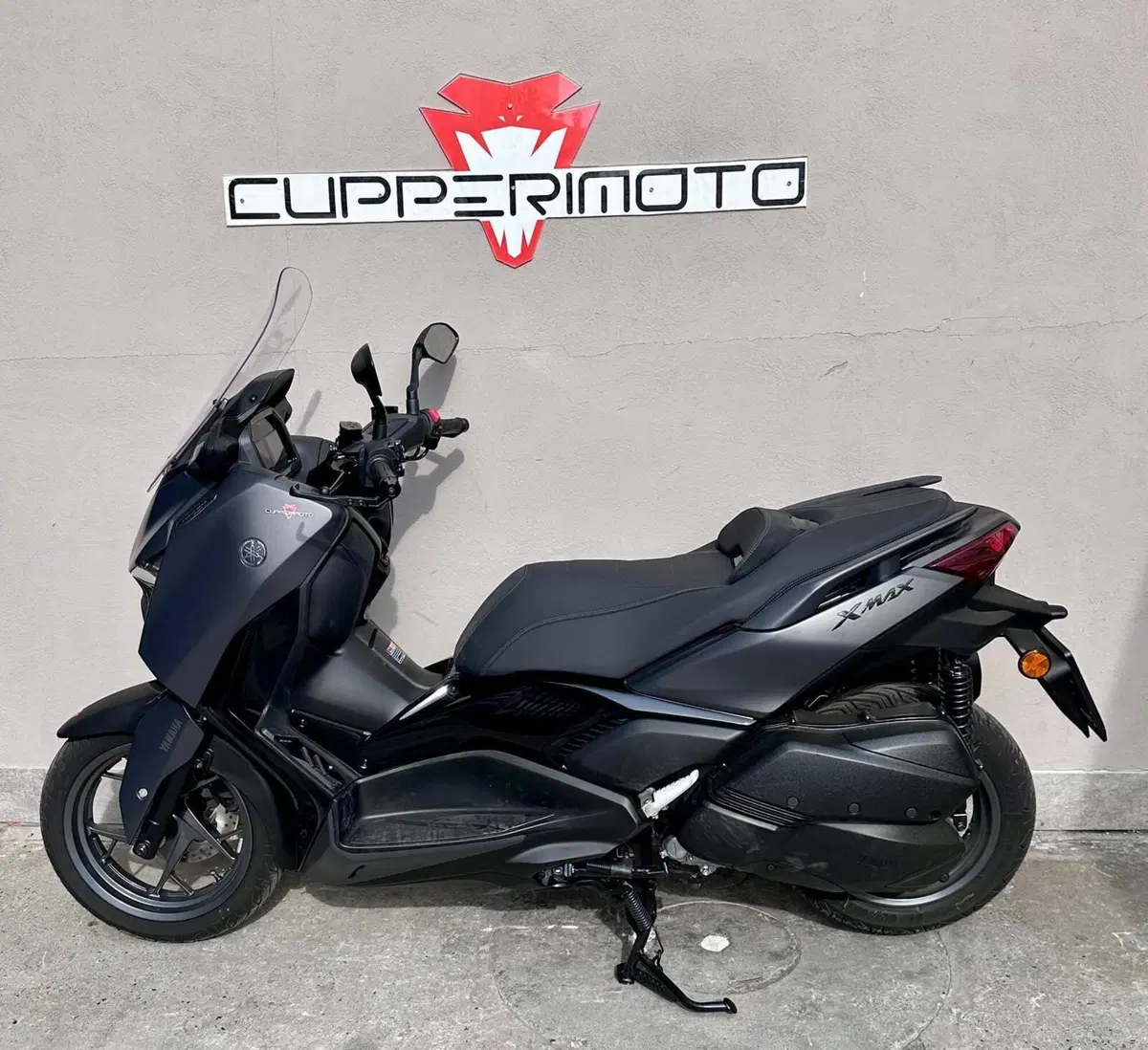 Yamaha X-Max 300 Tech Max (2025 - 26) (5)