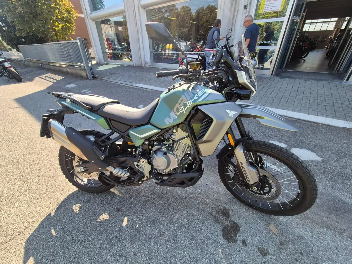 Moto Morini Alltrhike 450 (2025 - 26) (4)