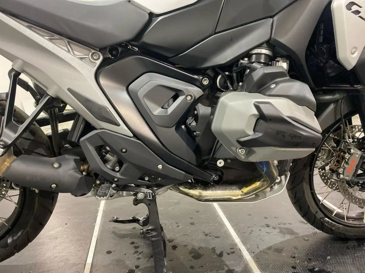 Bmw R 1300 GS (2023 - 26) (12)