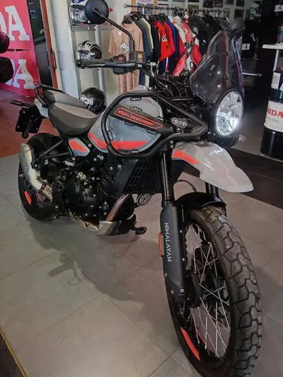 Royal Enfield Himalayan 450 (2024 - 26) usata