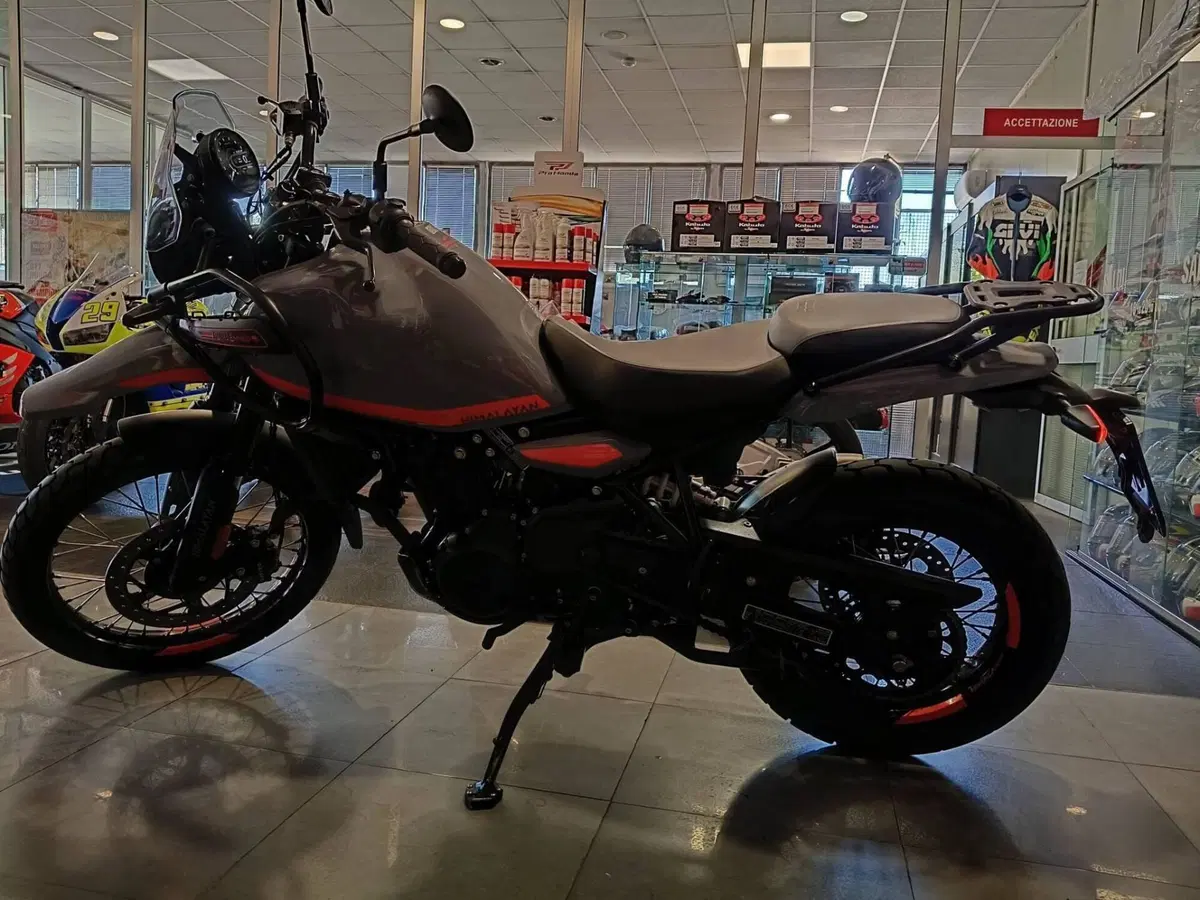 Royal Enfield Himalayan 450 (2024 - 26) (3)
