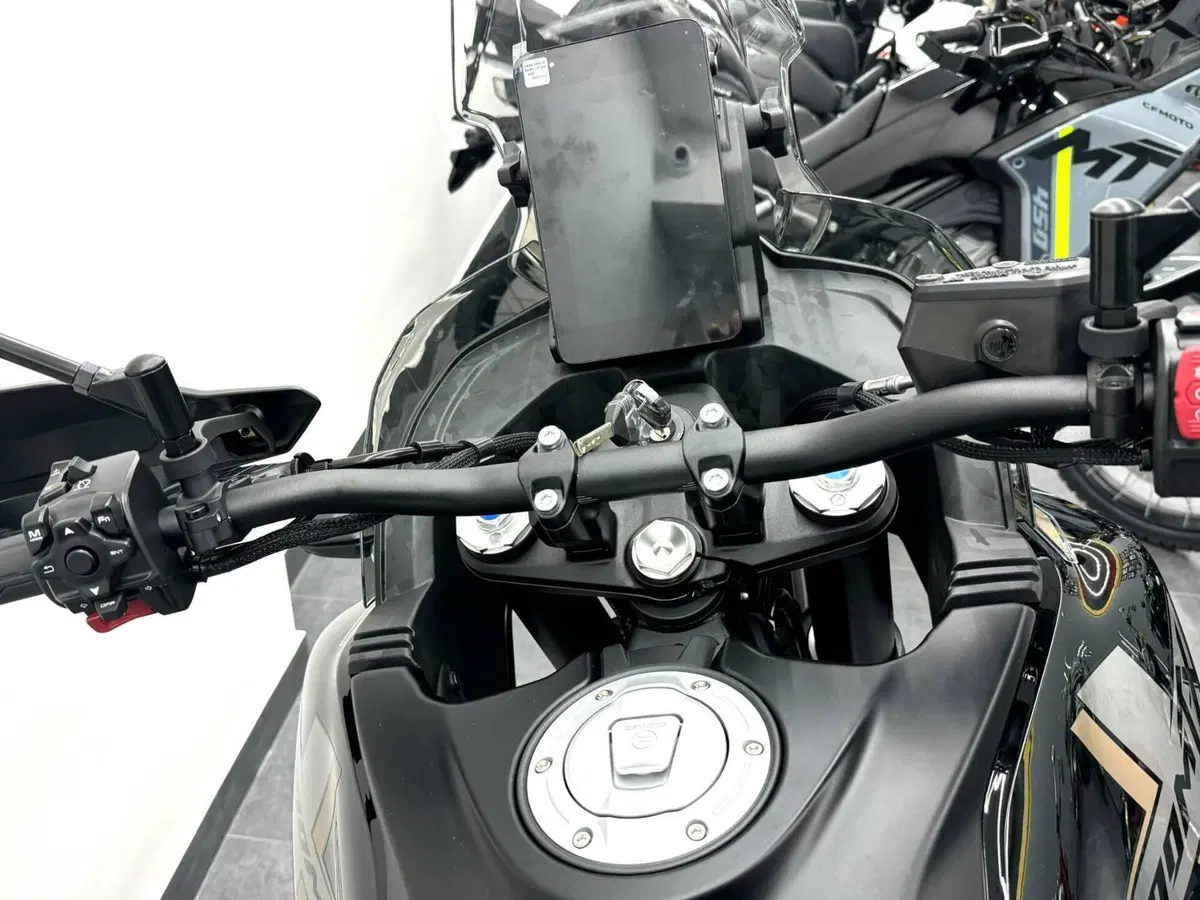 CFMOTO 800MT-X Low Seat (2025 - 26) (8)