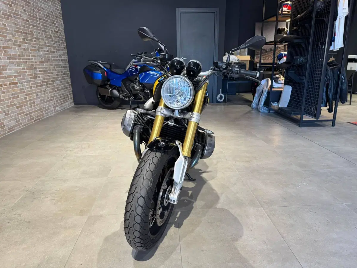 Bmw R nineT/5 1200 (2019 - 20) (3)