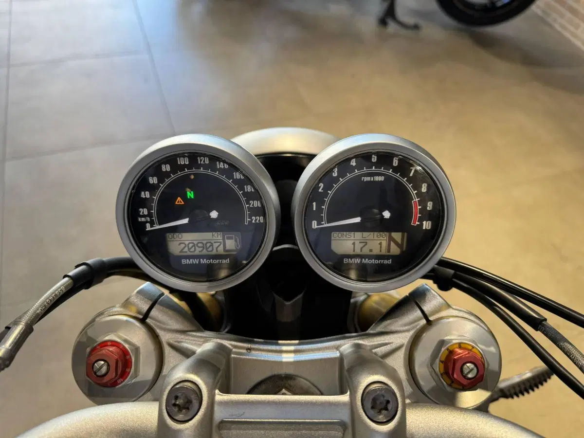 Bmw R nineT/5 1200 (2019 - 20) (10)