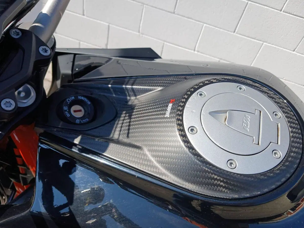 KTM 1290 Super Duke R ABS (2014 - 16) (8)
