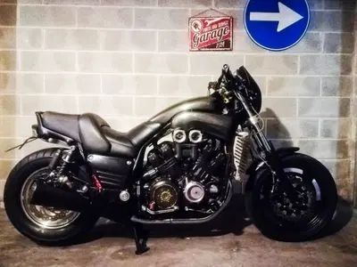 Yamaha V-Max 12 N usata