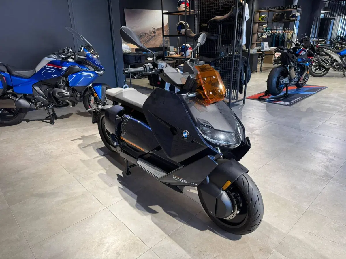 Bmw CE 04 (2021 - 25) (4)