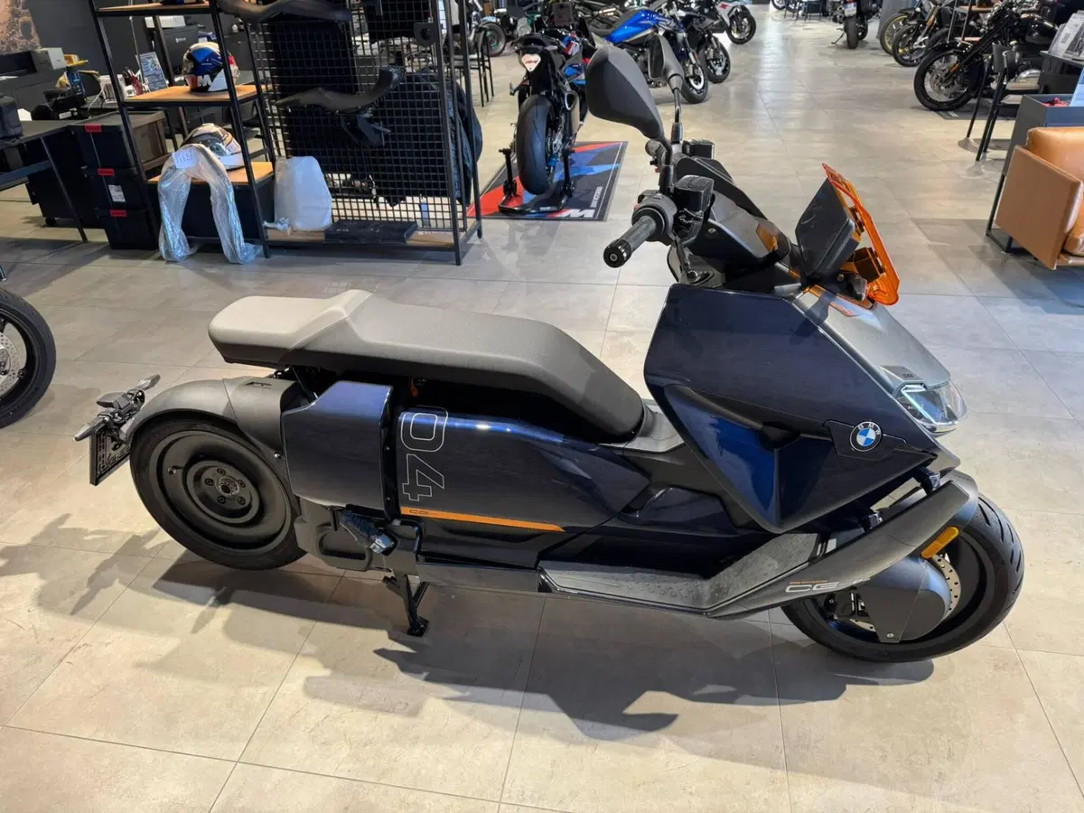 Bmw CE 04 (2021 - 25) (5)