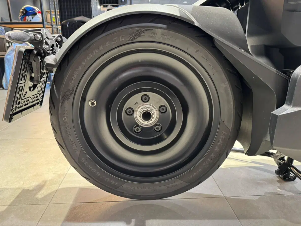 Bmw CE 04 (2021 - 25) (12)