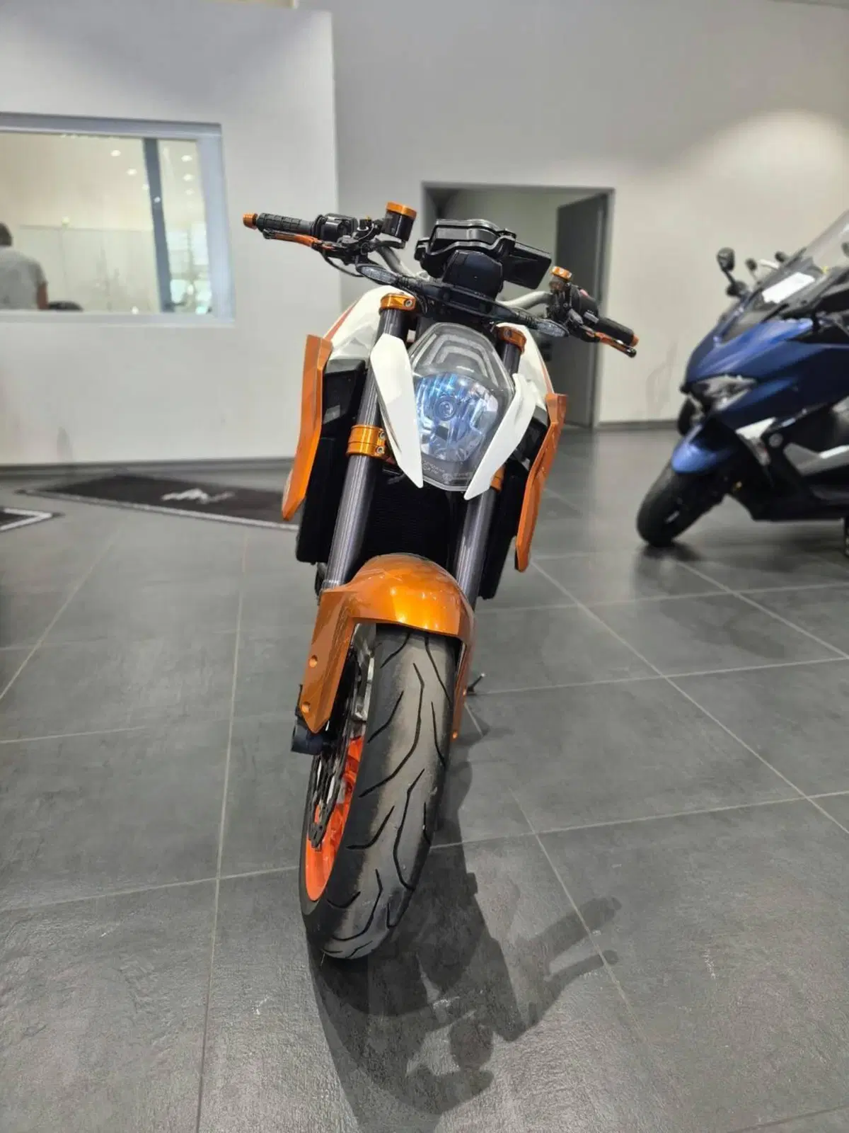 KTM 1290 Super Duke R Special Edition ABS (2016) (3)