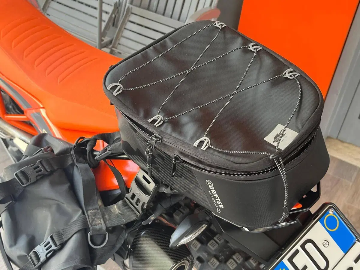 KTM 690 Enduro R (2022 - 25) (17)