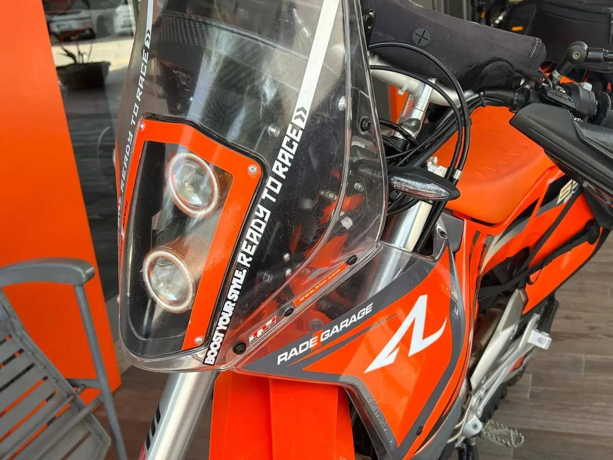 KTM 690 Enduro R (2022 - 25) (12)