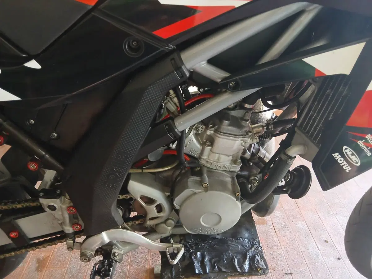 Aprilia MX 125 (2003 - 08) (5)