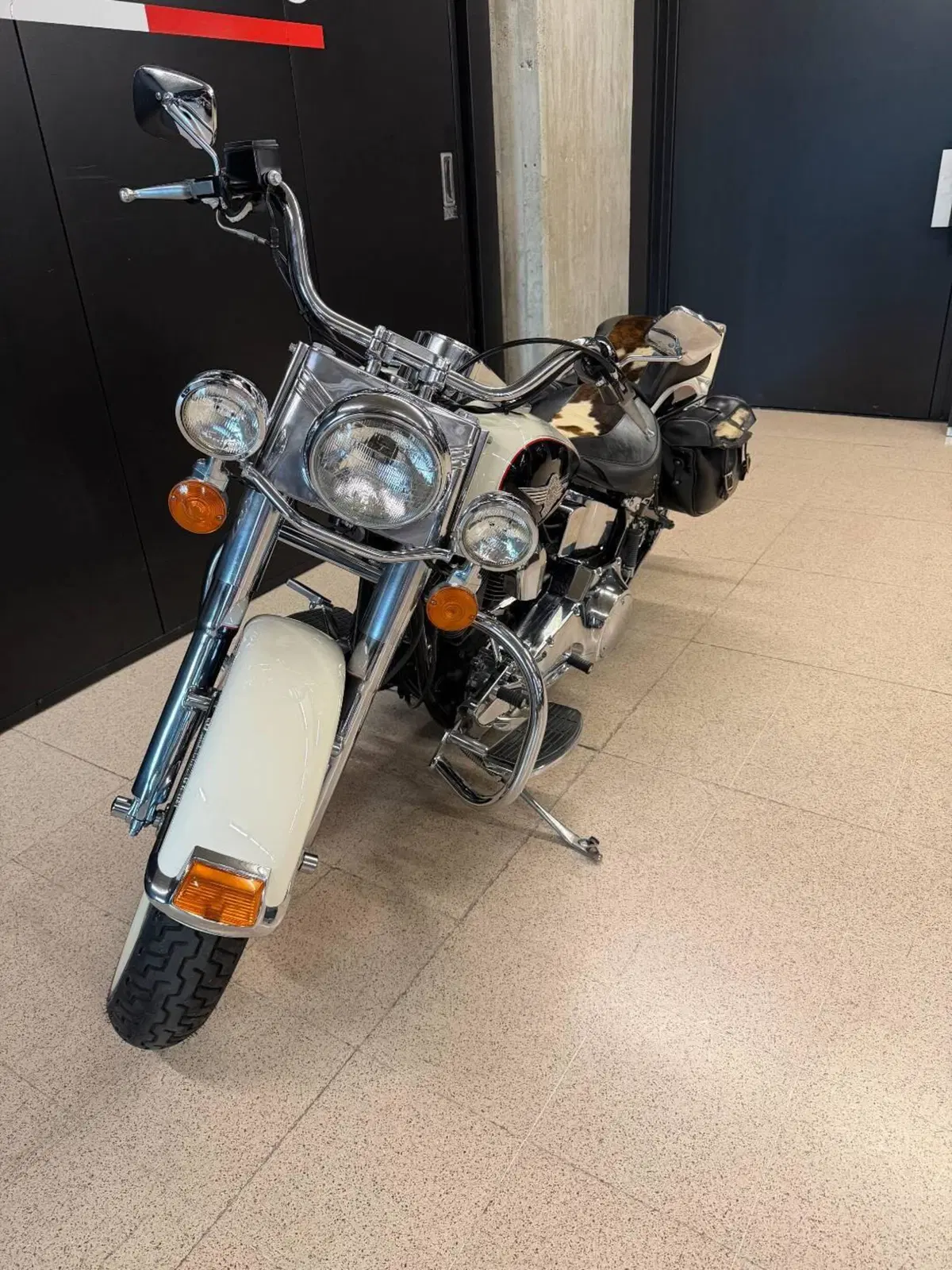 Harley-Davidson 1340 Heritage Classic (1984 - 98) - FLSTC (5)