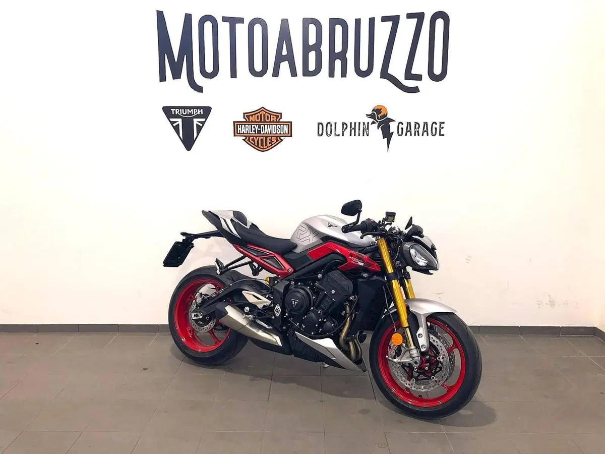 Triumph Street Triple 765 RX (2026) (5)