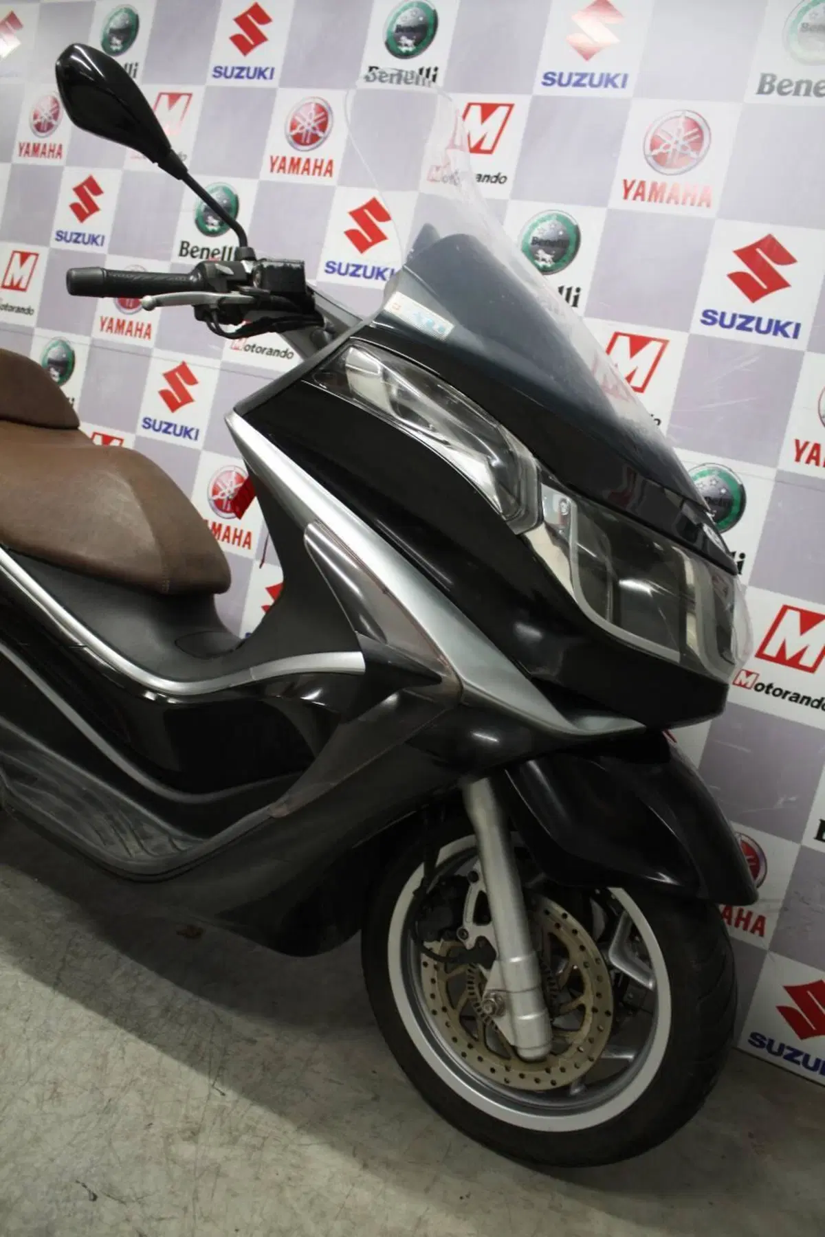 Piaggio X10 350 ie (2011 - 17) (3)
