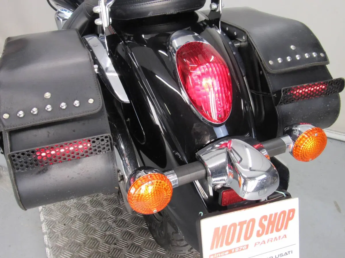 Kawasaki Vulcan VN 900 Classic (2006 - 10) (16)