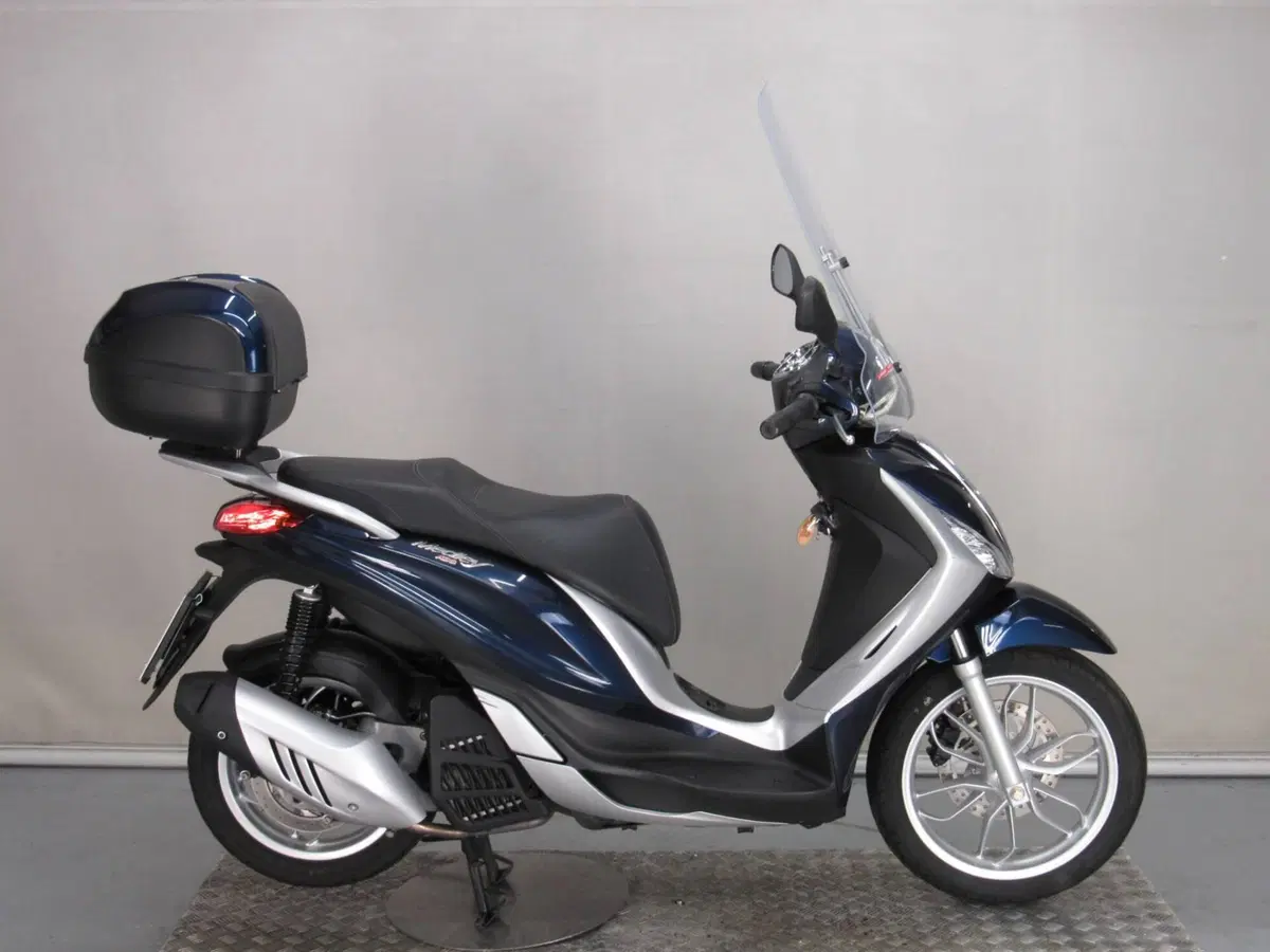 Piaggio Medley 150 ABS (2016 - 19) (2)