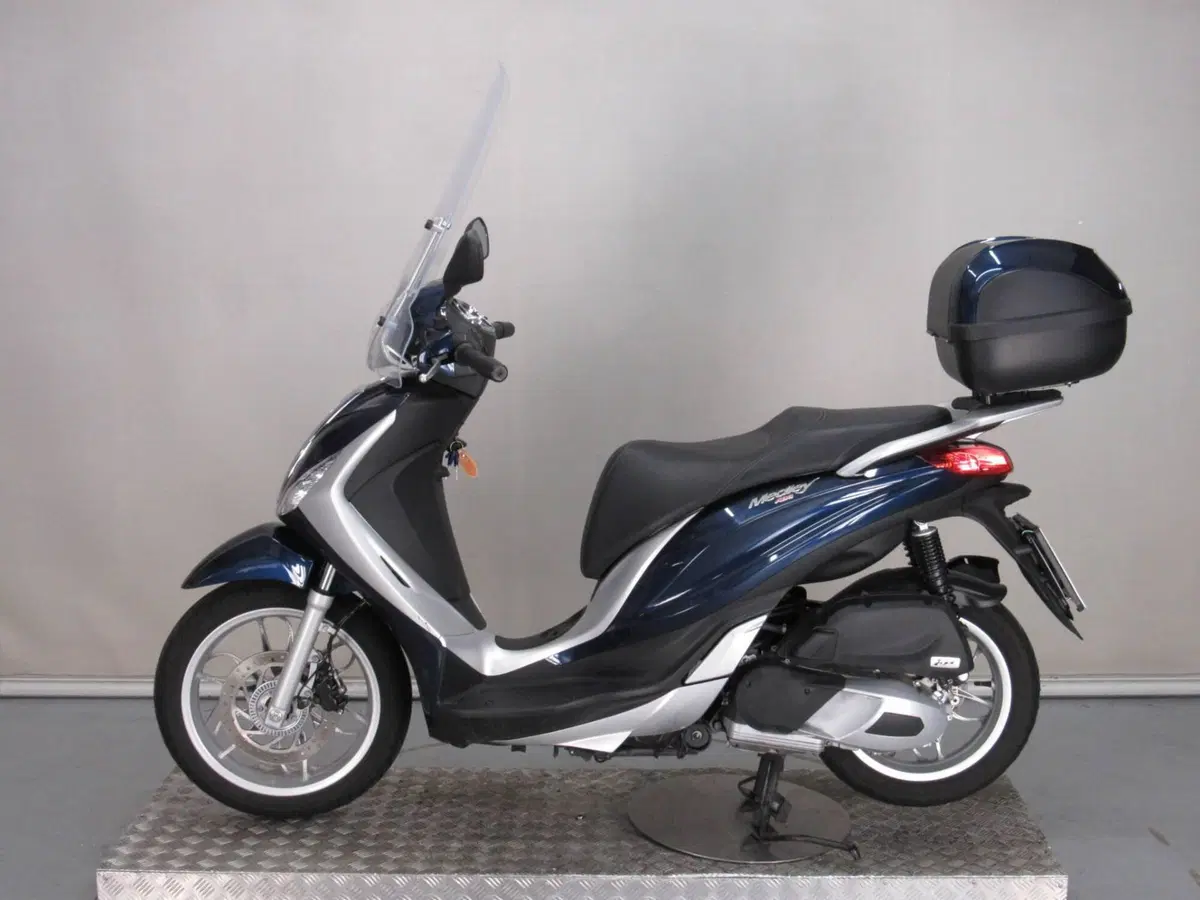 Piaggio Medley 150 ABS (2016 - 19) (5)