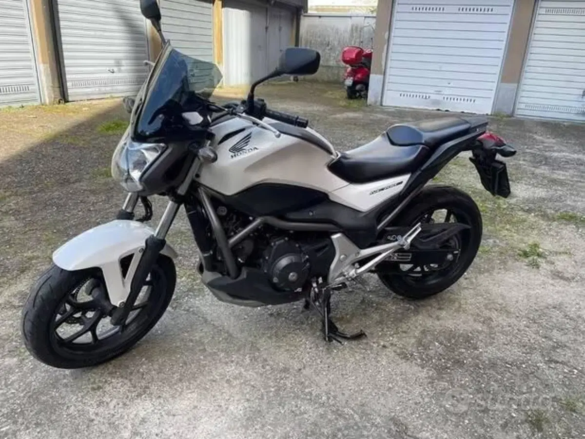 Honda NC700S ABS (2011 - 14) (4)