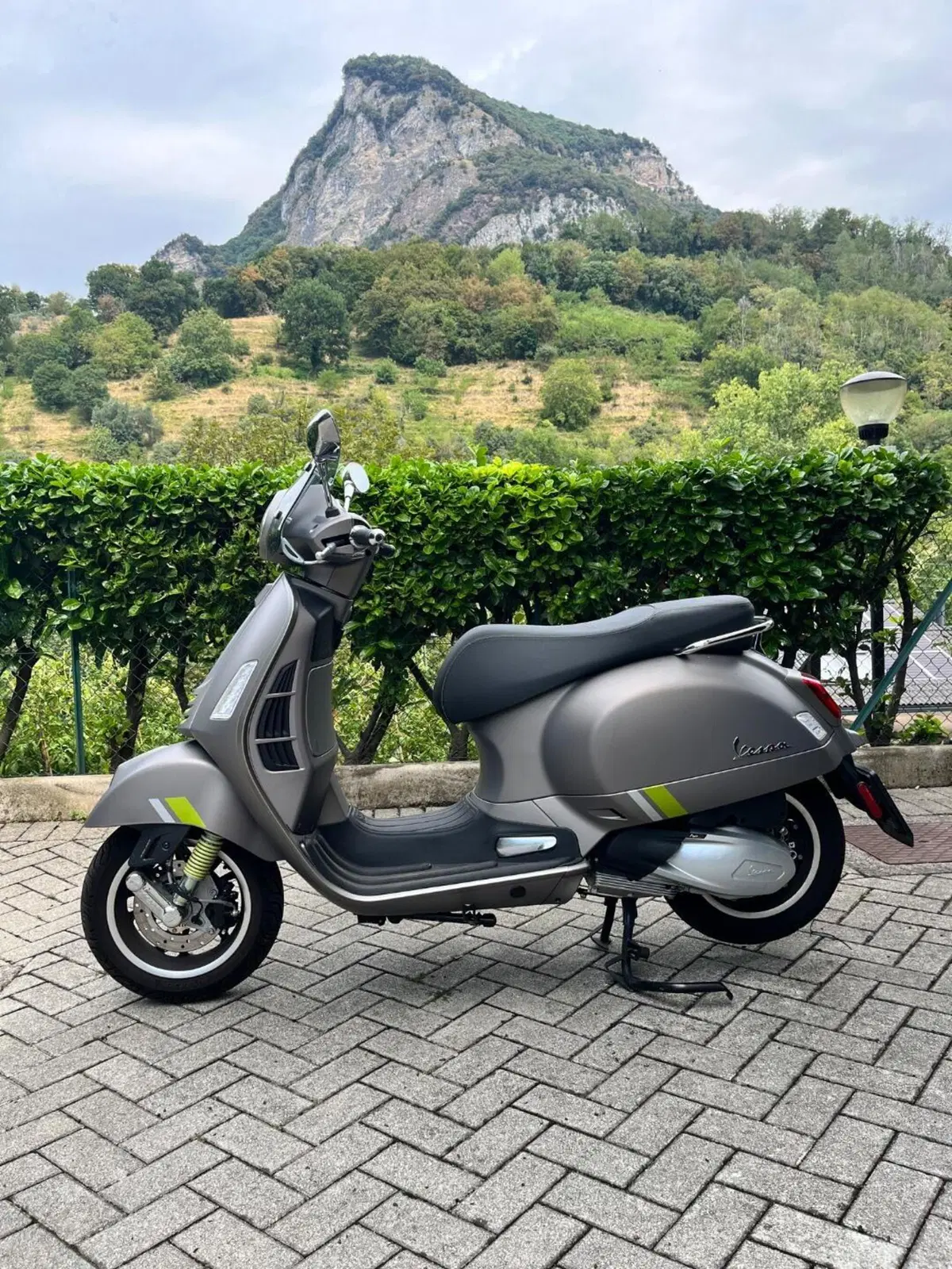 Vespa GTS 300 Super Tech (2023 - 24)