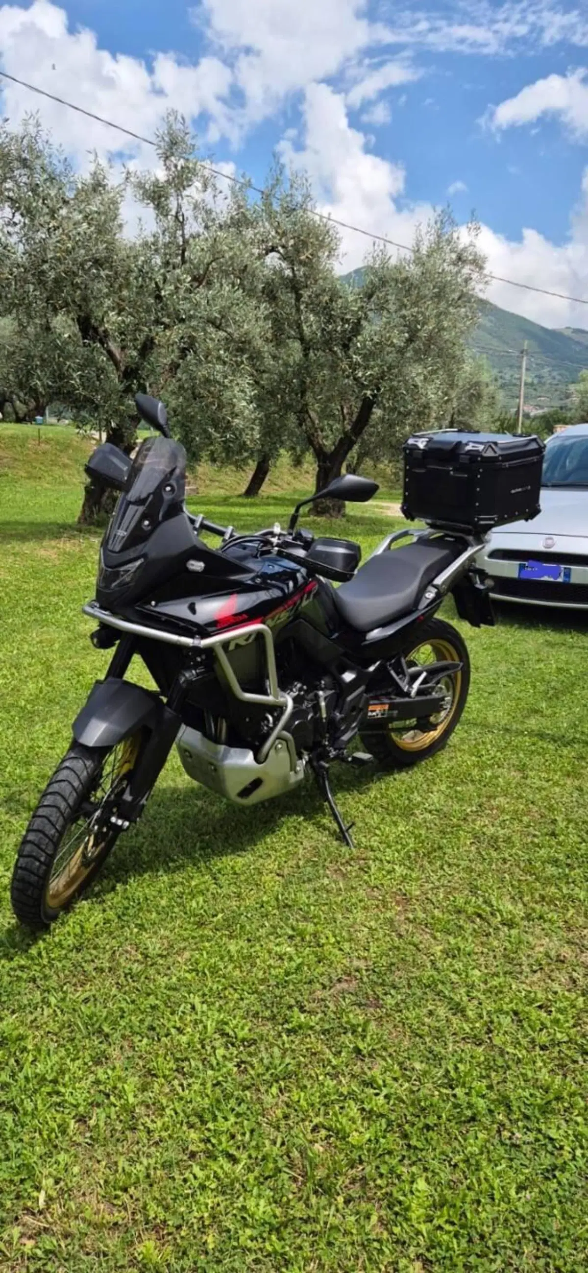 Honda Transalp XL750 (2025)