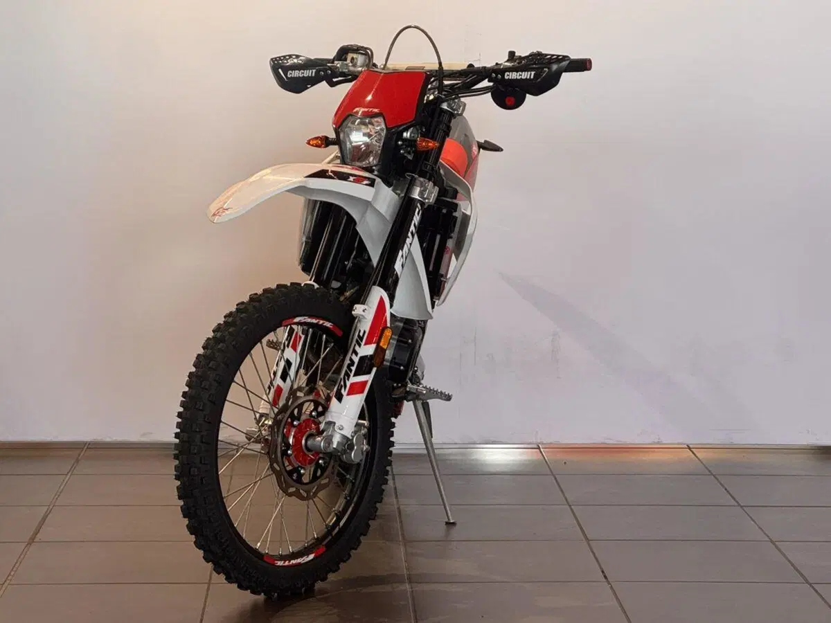 Fantic Motor XEF 125 Competition 4T (2022) (2)