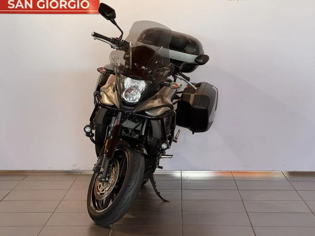 Honda Crossrunner ABS (2010 - 14) (2)