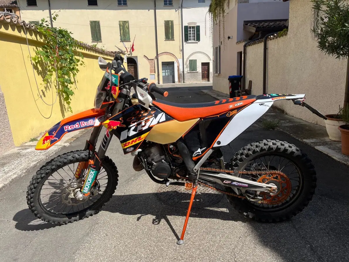 KTM 125 EXC Six Days (2010)