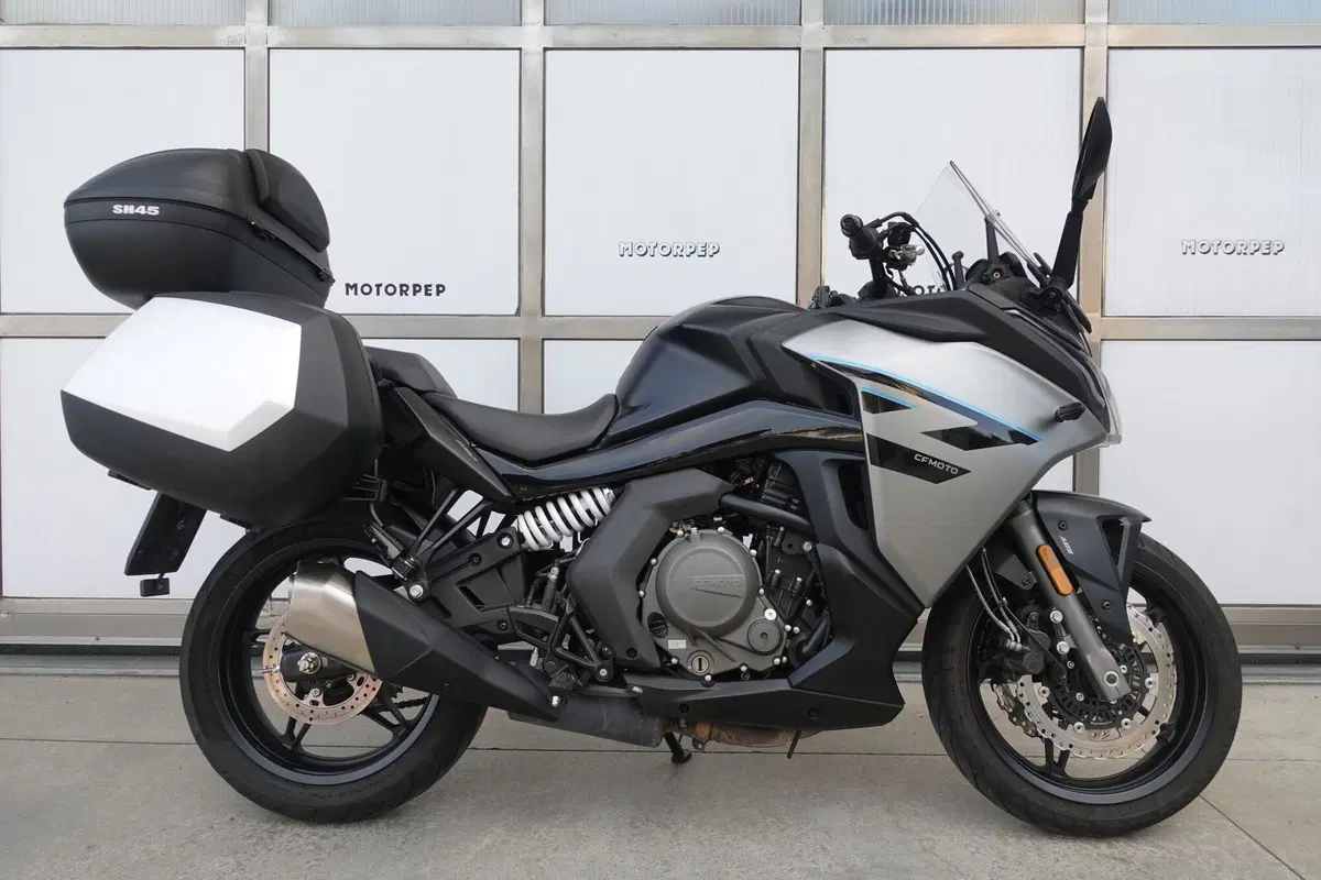 CFMOTO 650GT (2021 - 26) (2)