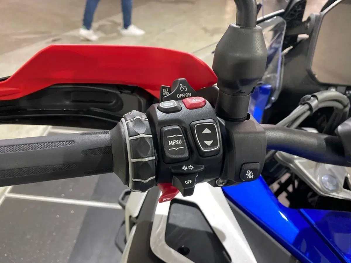 Bmw R 1300 GS Adventure ASA (2025 - 26) (7)