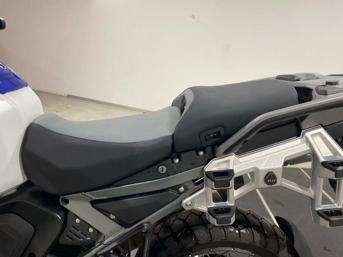 Bmw R 1300 GS Adventure ASA (2025 - 26) (11)