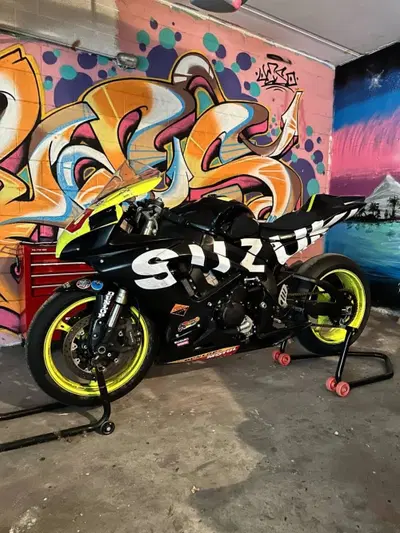 Suzuki GSX R 600 (2008 - 10) usata